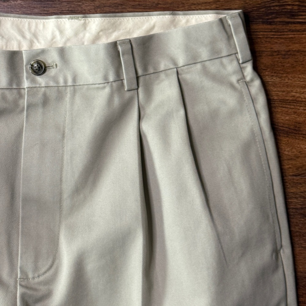 Brooks Brothers Elliot Advantage Chino Mens W35 L26 Khaki Pleated‎ Cuffed Pants